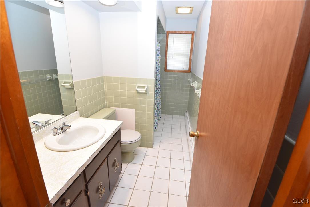 310 Park Avenue Bethlehem, PA 18020 - Photo 21 of 25