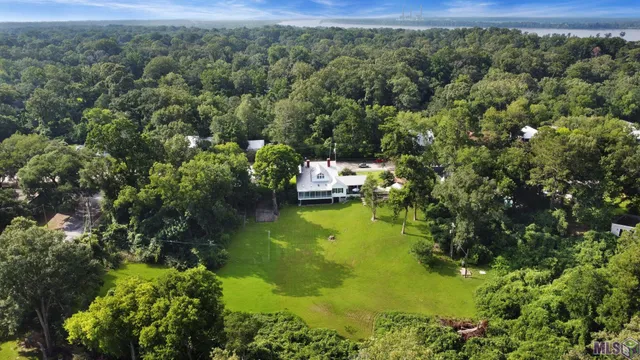 $1,425,000 | 11833 Ferdinand Street, St. Francisville, LA 70775