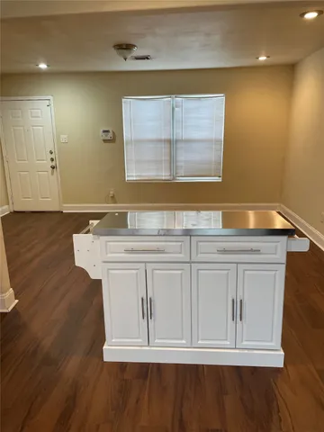 $169,999 | 10601 Murr Way, Houston, TX 77048