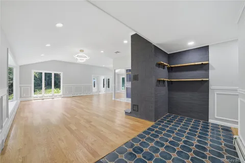 $1,500,000 | 12 East Mt Airy Road, Croton-on-Hudson, NY 10520