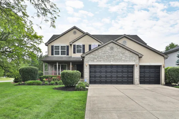 $585,000 | 573 River Trace Road, Westerville, OH 43081