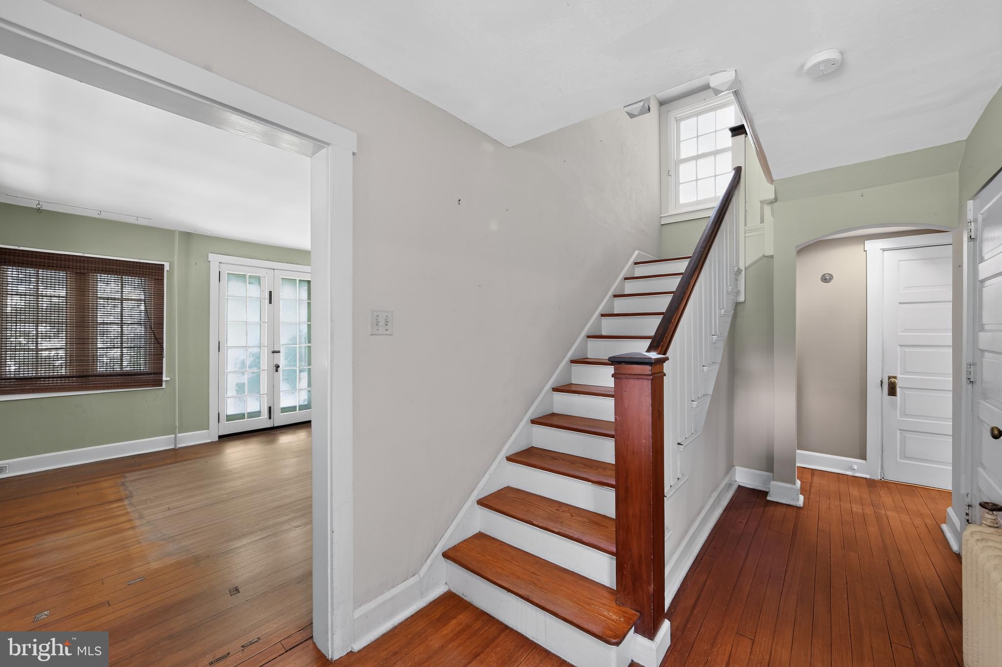 708 Old Westtown Road West Chester, PA 19382 - Photo 9 of 77 Staircase