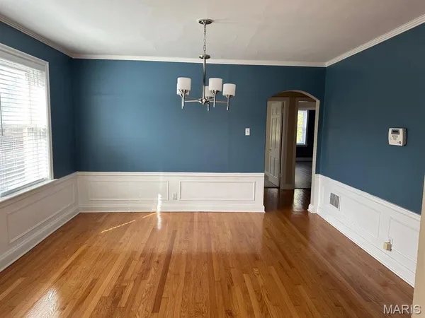 $1,600 | 1087 Terrace Drive, Unit 2F, Richmond Heights, MO 63117