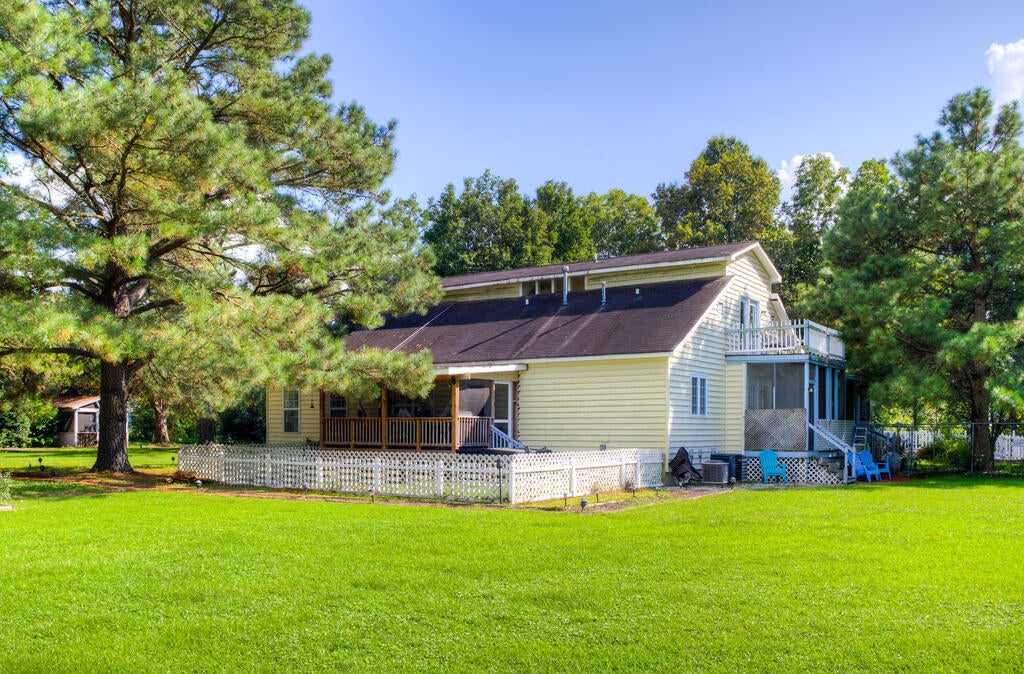 4188 Nelson Road New Church, VA 23415 - Photo 8 of 96 Gallery Image 8