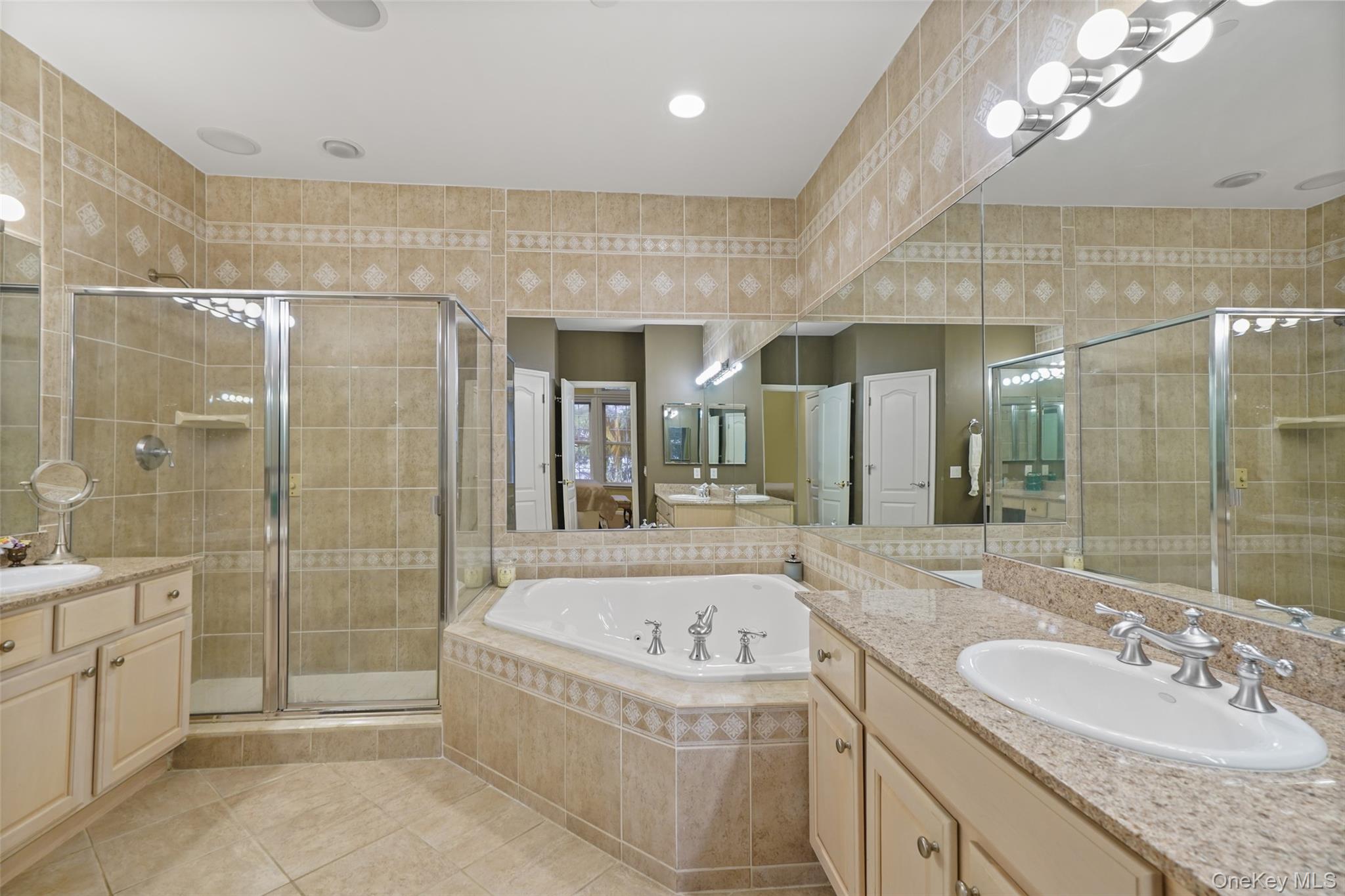 2 Heirloom Court Rye Brook, NY 10573 - Photo 15 of 37 Primary Bathroom