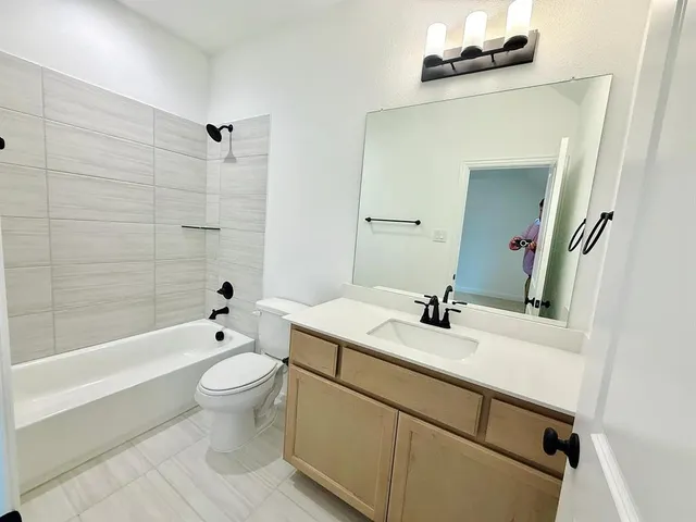 a bathroom with a bathtub