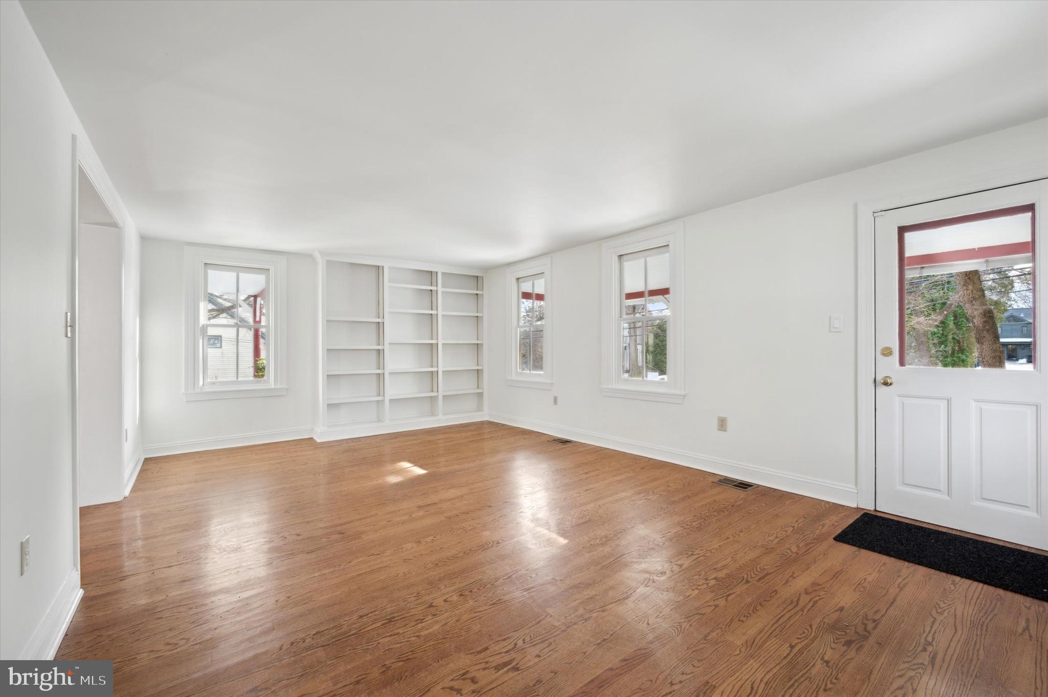 305 Righters Mill Road Gladwyne, PA 19035 - Photo 27 of 65 Living Room
