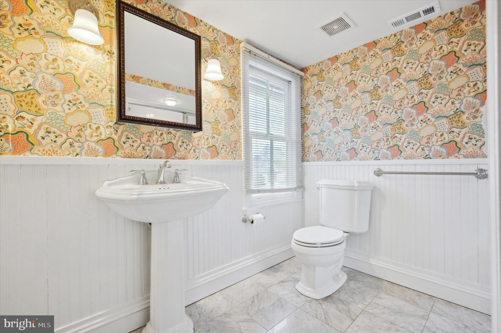 305 Righters Mill Road Gladwyne, PA 19035 - Photo 35 of 65 2nd Floor Bathroom