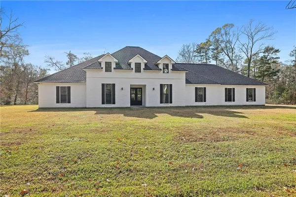 $625,000 | 17045 Burks Avenue, Greenwell Springs, LA 70739