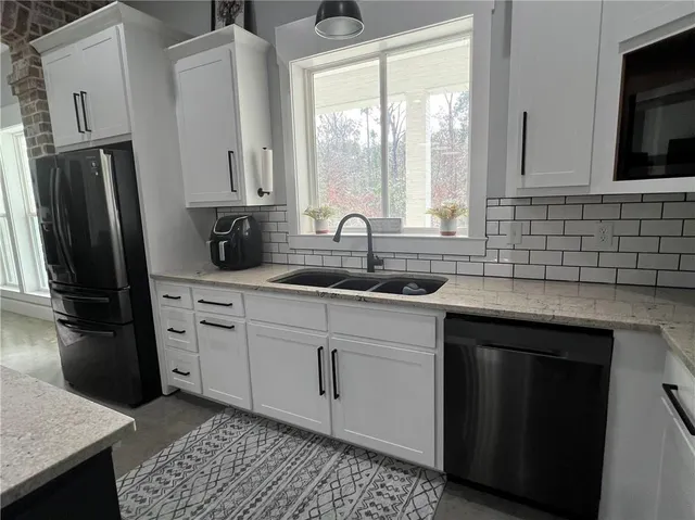 $639,999 | 17045 Burks Avenue, Greenwell Springs, LA 70739