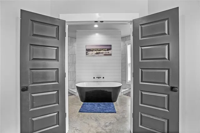 $639,999 | 17045 Burks Avenue, Greenwell Springs, LA 70739