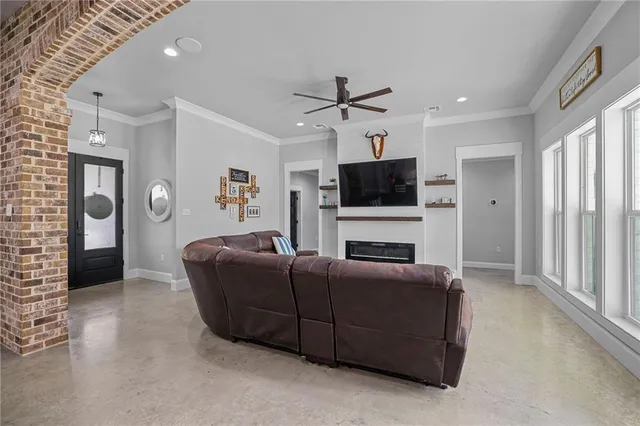 $639,999 | 17045 Burks Avenue, Greenwell Springs, LA 70739