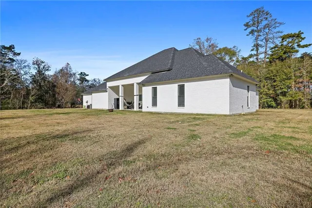 $639,999 | 17045 Burks Avenue, Greenwell Springs, LA 70739