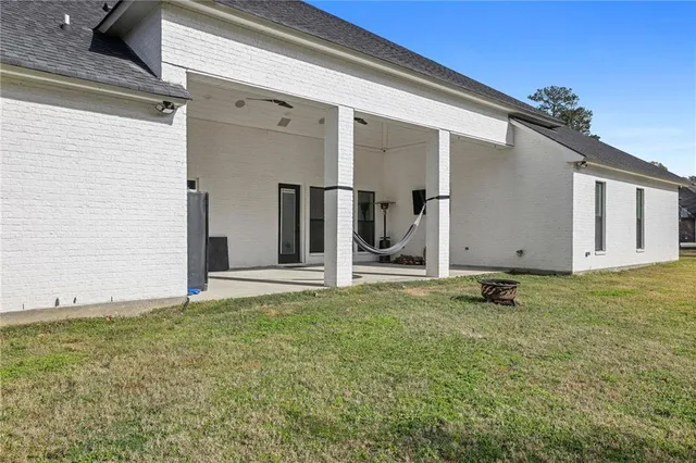 $639,999 | 17045 Burks Avenue, Greenwell Springs, LA 70739