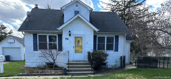 $725,000 | 56 Waverly Avenue, Smithtown, NY 11787