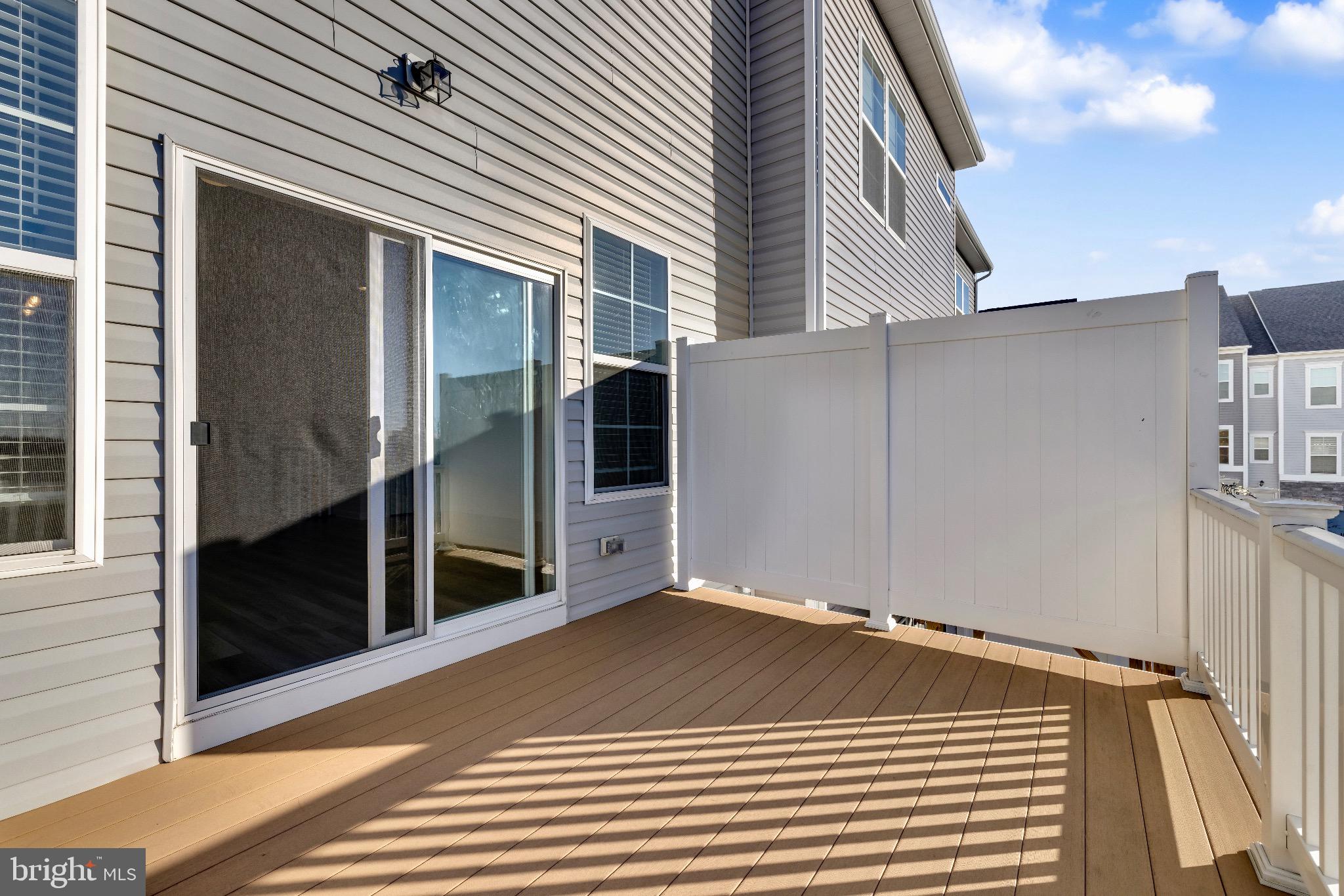 1106 Overlook Loop Laurel, MD 20707 - Photo 22 of 66 Sunny balcony with modern privacy fencing.