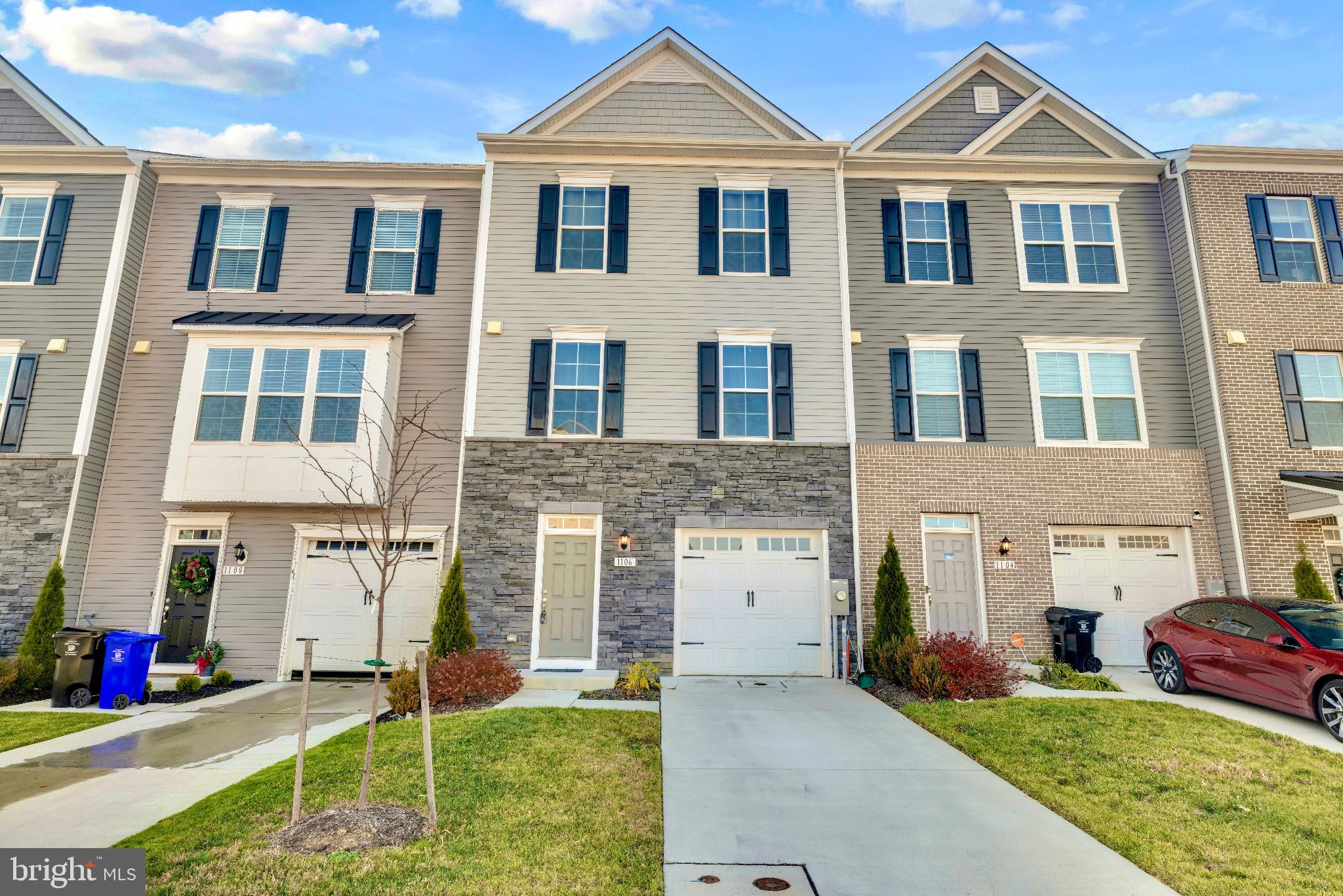 1106 Overlook Loop Laurel, MD 20707 - Photo 3 of 66 Charming townhome with modern curb appeal.