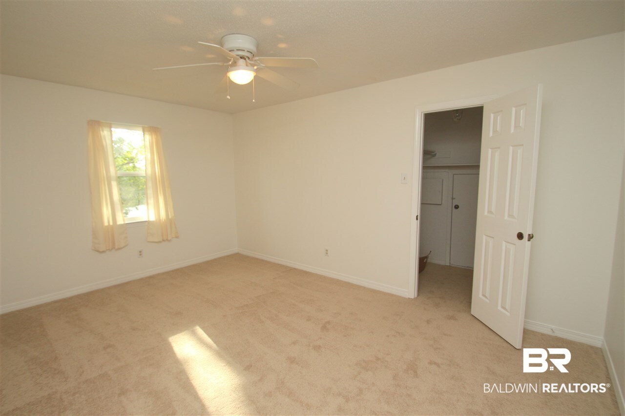 6401 Gas Light Lane North Mobile, AL 36695 - Photo 17 of 19