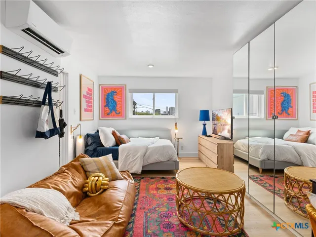 $188,800 | 1111 West 10th Street, Unit 206, Austin, TX 78703