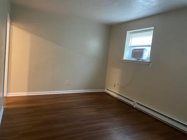 $835 | 1701 Westover Avenue Southwest, Unit 3, Roanoke, VA 24015