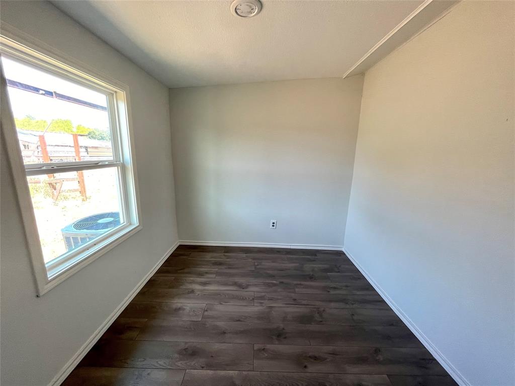 7976 Bearhill Road Royse City, TX 75189 - Photo 14 of 27 a view of an empty room and window