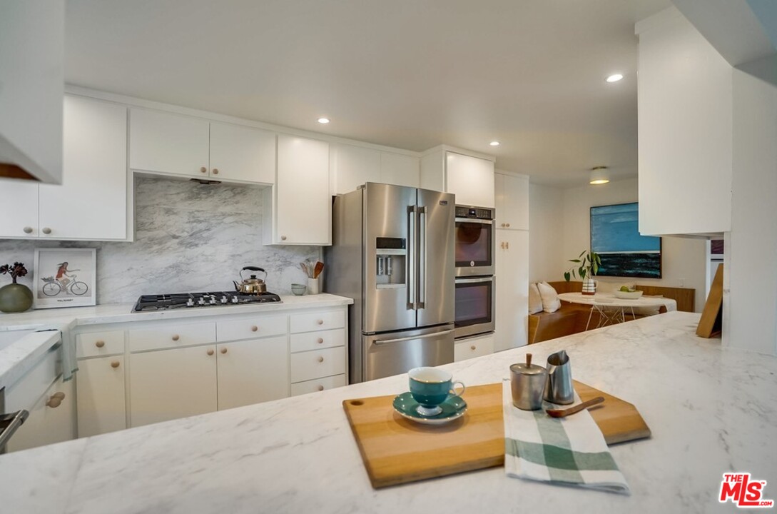 1608 Ina Drive Glendale, CA 91206 - Photo 17 of 36