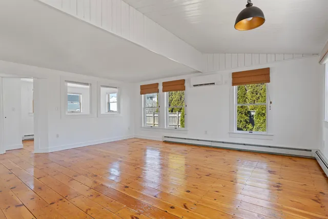 $1,500,000 | 9 Tyngsboro Street, Seabrook, NH 03874