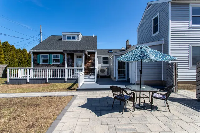 $1,500,000 | 9 Tyngsboro Street, Seabrook, NH 03874