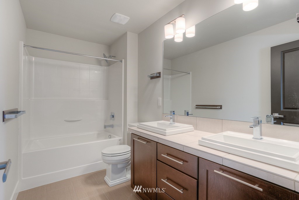 3727 194th Place Southeast Bothell, WA 98012 - Photo 5 of 17