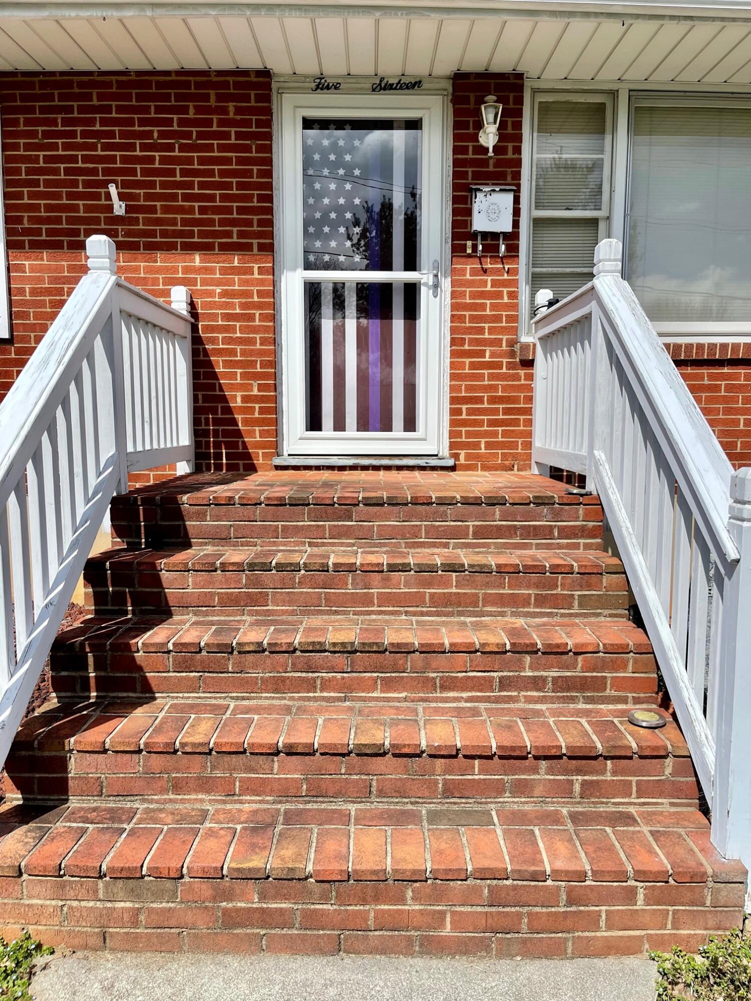 516 Mapleton Avenue Northeast Roanoke, VA 24012 - Photo 3 of 21 a view of entryway with a front door