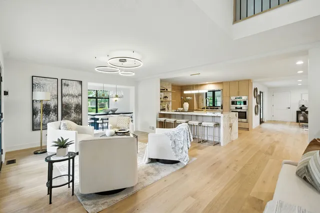 $1,799,999 | 5603 South Garfield Street, Hinsdale, IL 60521