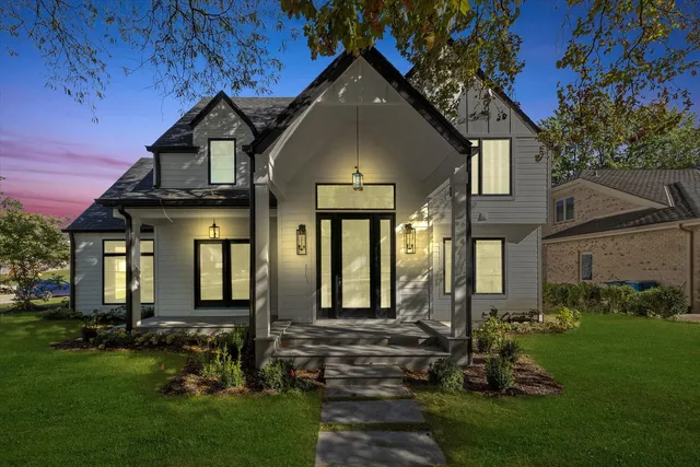 $1,799,999 | 5603 South Garfield Street, Hinsdale, IL 60521