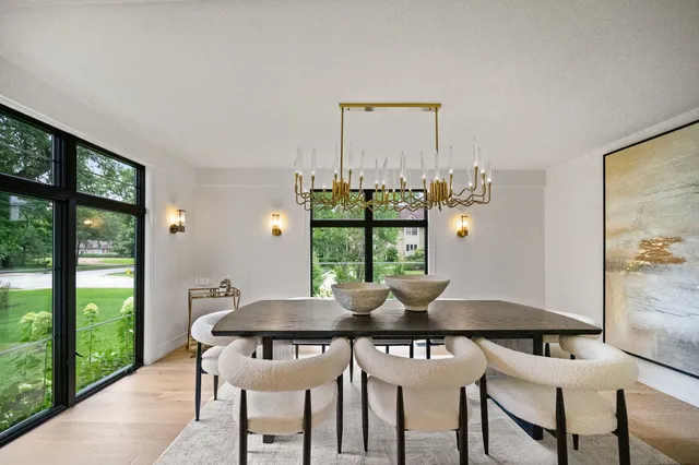 $1,799,999 | 5603 South Garfield Street, Hinsdale, IL 60521