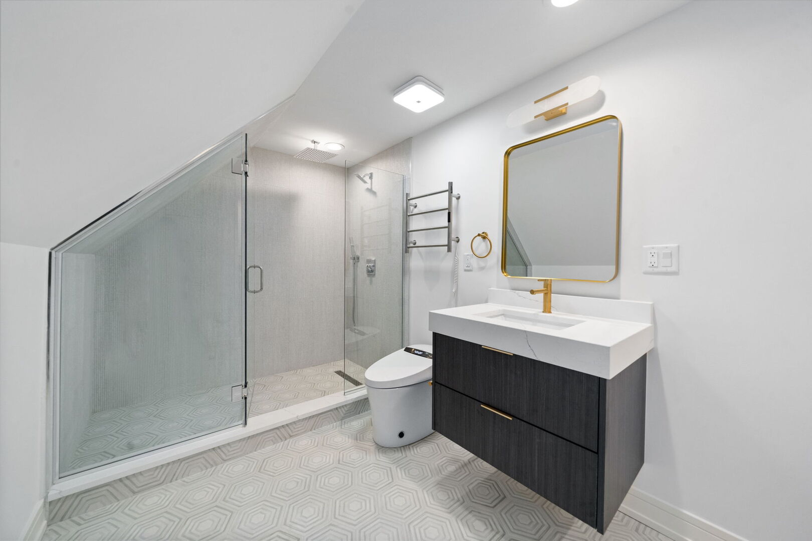 5603 South Garfield Street Hinsdale, IL 60521 - Photo 49 of 67 a bathroom with a toilet sink and mirror