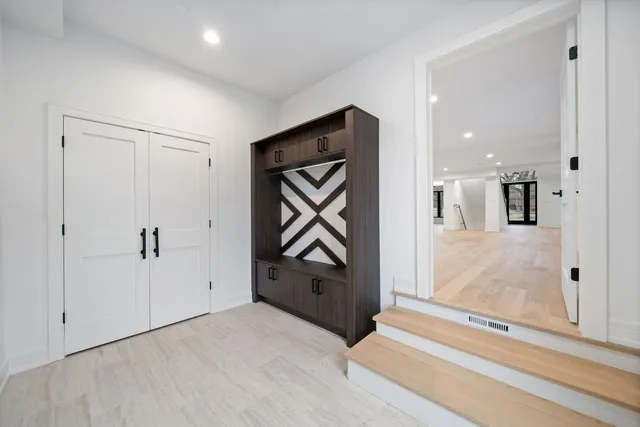 $1,799,999 | 5603 South Garfield Street, Hinsdale, IL 60521