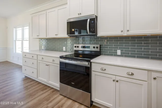 $344,900 | 105 Sunny Acres Lane, Clinton, NC 28328