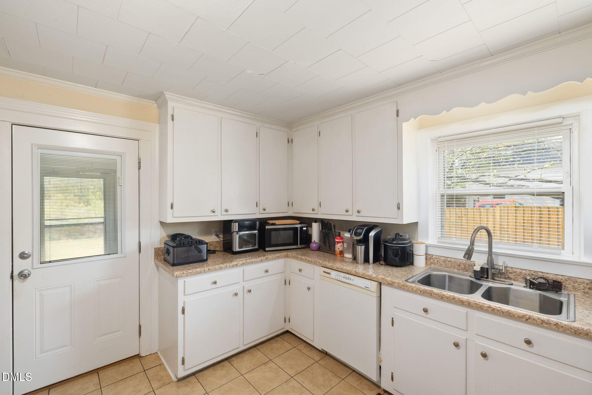 203 Sunset Street Stem, NC 27581 - Photo 11 of 28 IMG_6758