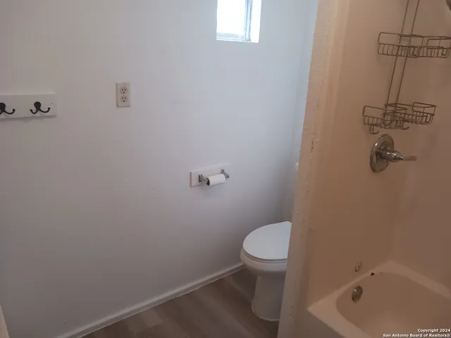 $800 | 23717 Wood Park, Unit 3, San Antonio, TX 78264