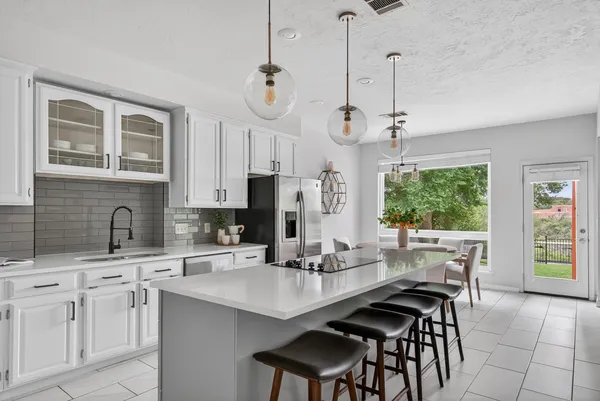 $1,395,000 | 11422 Rustic Rock Drive, Austin, TX 78750