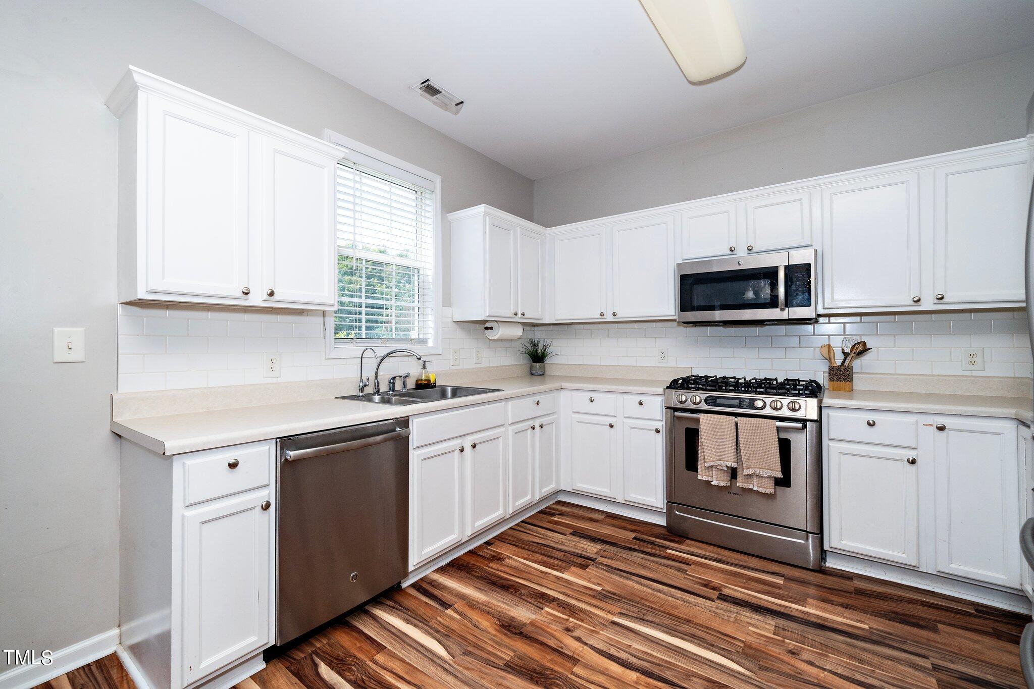 7850 Braefield Drive Raleigh, NC 27616 - Photo 12 of 32 12-web-or-mls-7850 Braefield Dr (8 of 31