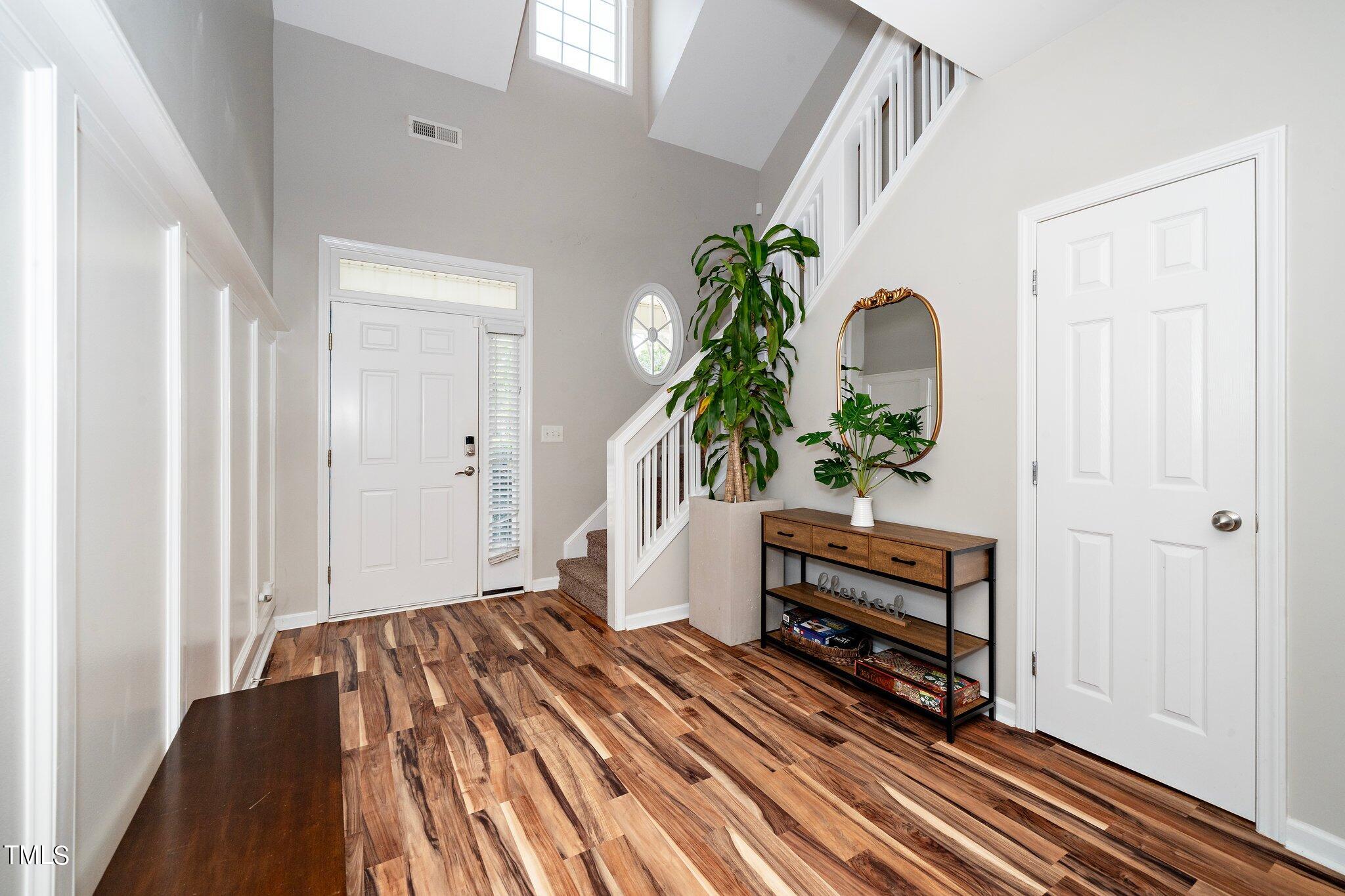 7850 Braefield Drive Raleigh, NC 27616 - Photo 5 of 32 5-web-or-mls-7850 Braefield Dr (1 of 31)