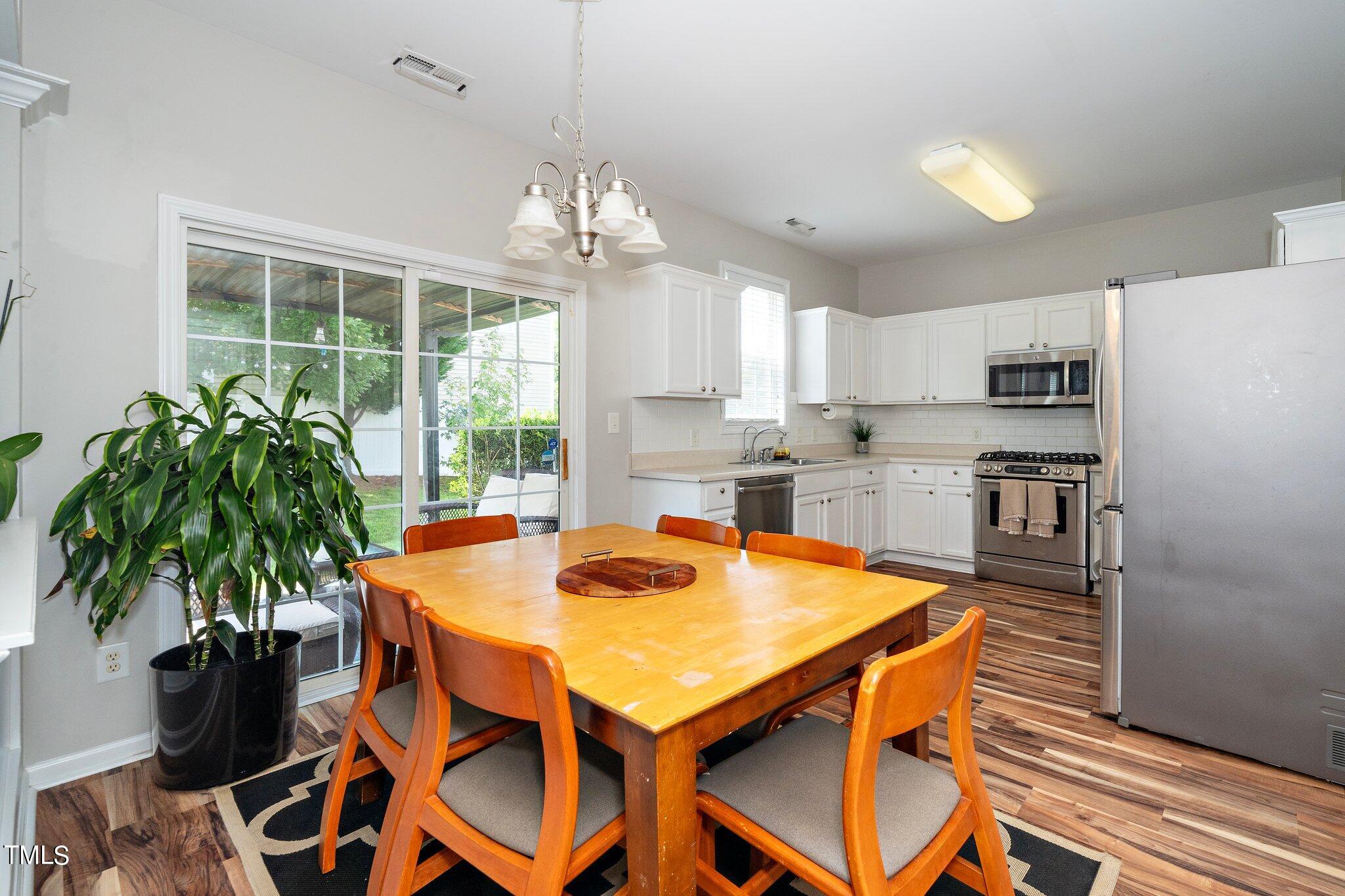 7850 Braefield Drive Raleigh, NC 27616 - Photo 10 of 32 10-web-or-mls-7850 Braefield Dr (6 of 31