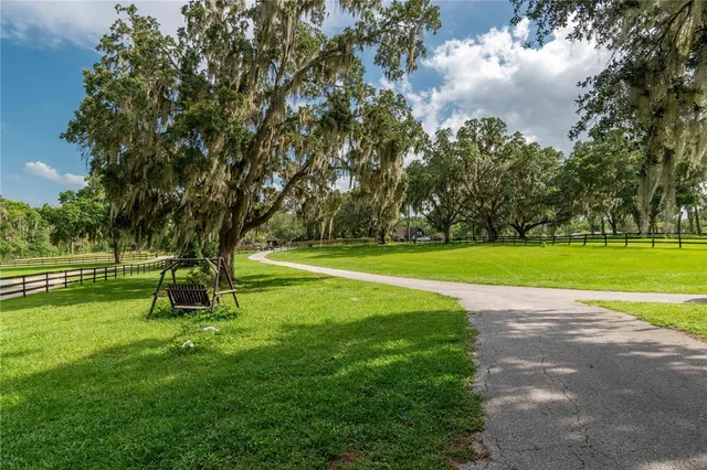 $939,000 | 3549 Southeast 41st Place, Ocala, FL 34480