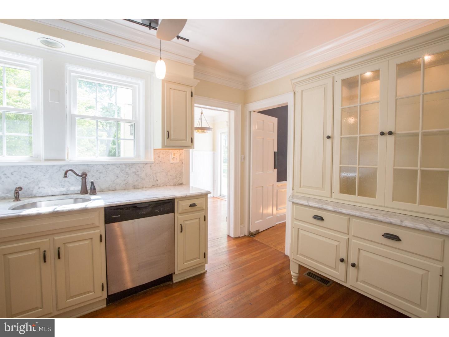 2004 Makefield Road Yardley, PA 19067 - Photo 19 of 25 Gallery Image 19