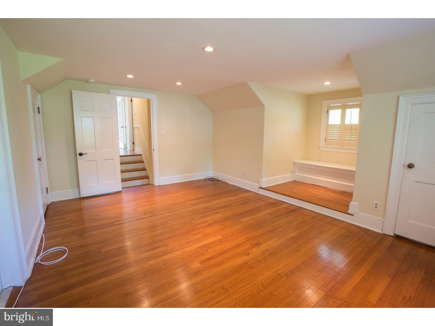 2004 Makefield Road Yardley, PA 19067 - Photo 22 of 25 Gallery Image 22