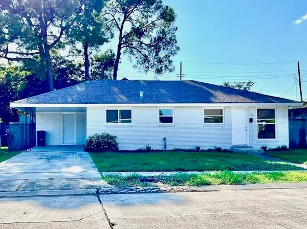 $269,000 | 564 Deerfield Road, Terrytown, LA 70056