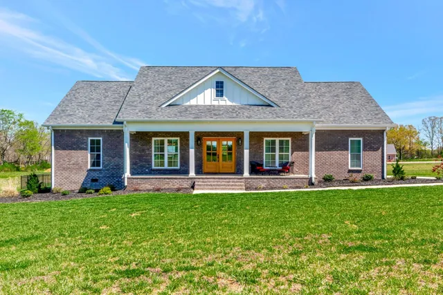 $449,999 | 57 Watson Court, Leoma, TN 38468