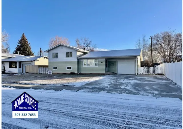 $340,000 | 620 West Lane, Lander, WY 82520
