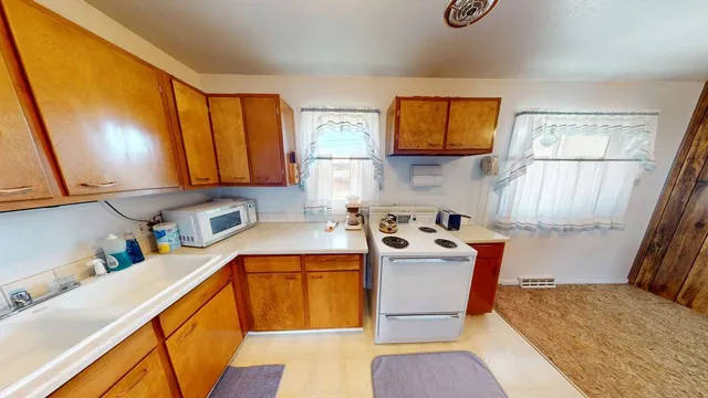 $340,000 | 620 West Lane, Lander, WY 82520