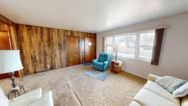 $335,000 | 620 West Lane, Lander, WY 82520